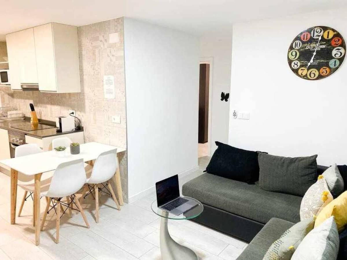 Apartment In Alicante Downtown/El Postiguet Beach 외부 사진